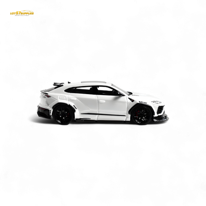 Flame Lamborghini Urus LBWK Bianco Icarus White 1:64