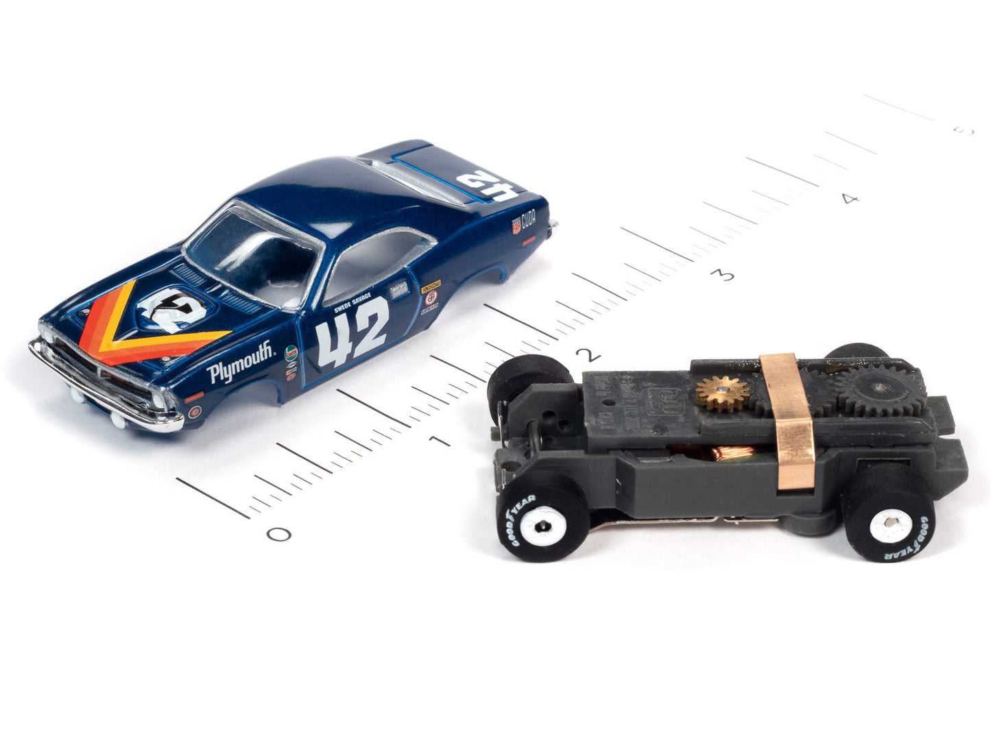 Auto World Thunderjet R32 Swede Savage 1970 AAR Plymouth Barracuda HO Slot Car