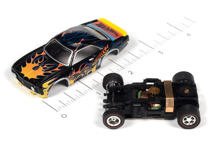 Auto World 1969 Camaro SS Hot Wheels Flames HO Slot Car SC382