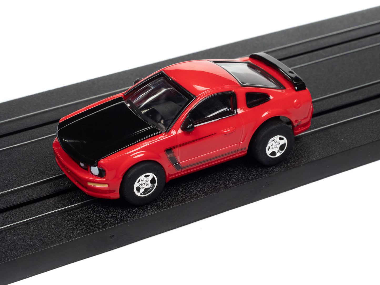 Auto World 2005 Ford Mustang GT Red HO AFX Slot Car SC383