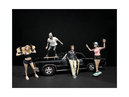 Skateboarders Figurines 4 piece Set for 1/24 Scale Models by American Diorama  free shipping USA