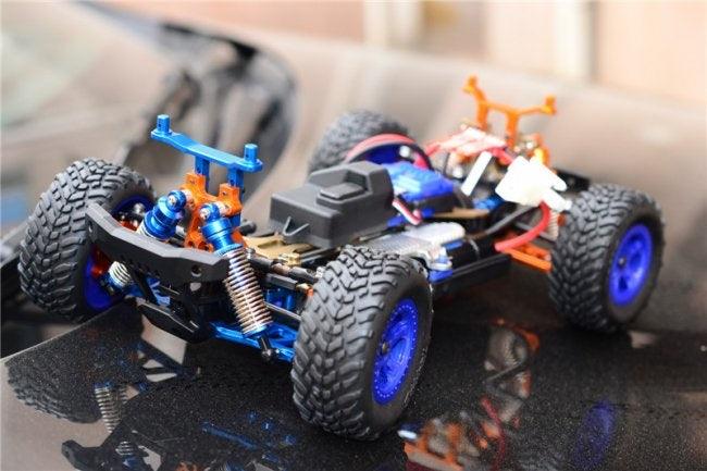 GPM SST010/+1MM-GREEN ALUMINIUM HEX ADAPTER +1MM TRAXXAS LATRAX SST