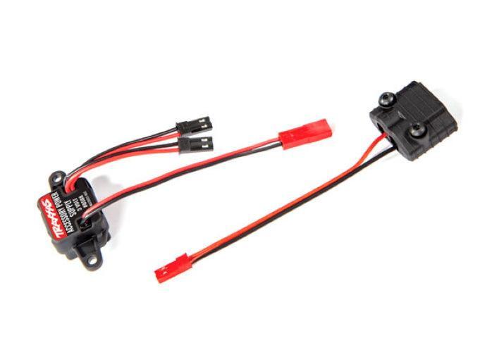 Traxxas 6588 Accessory Power Supply (Regulated, 3V, 3 Amp) /Power Tap Connector