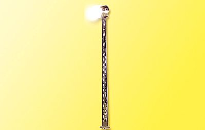 Viessmann 6331 HO Scale Spotlight/Floodlight w/Lattice Mast -- 5-5/16"