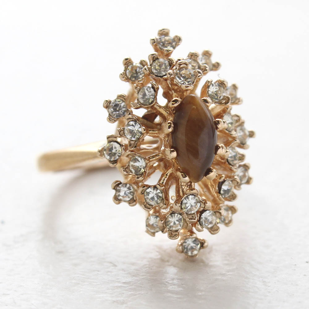 Vintage Ring Genuine Opal with Clear and Ruby Austrian Crystals 18kt Yellow Gold Electroplated by PVD Vintage Jewelry