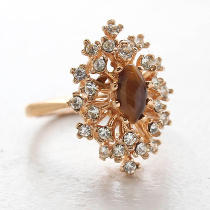 Vintage Ring Genuine Opal with Clear and Ruby Austrian Crystals 18kt Yellow Gold Electroplated by PVD Vintage Jewelry