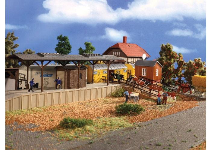 Vollmer 3631 HO Scale Covered Loading Ramp Scenery Structure