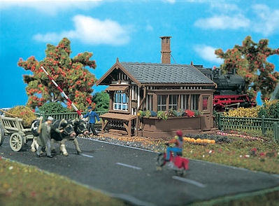Vollmer 43528 HO Scale Gate Keepers Home -- 3-41/64 x 2-31/64 x 2-31/32"  9.1 x 6.2 x 7.4cm