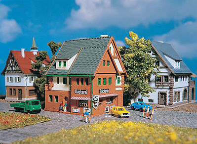 Vollmer 49546 Z Scale Bakery -- 1-3/16 x 2-5/16"  3 x 5.8cm