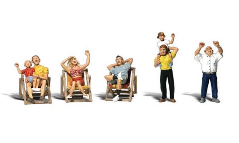 Woodland Scenics A1881 HO Scale Spectators