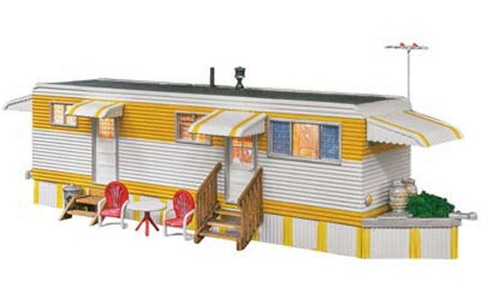 Woodland Scenics BR4952 N Scale Sunny Days Trailer Built-&-Ready Structure
