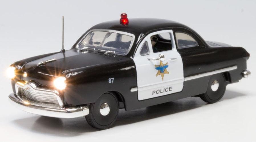 Woodland Scenics JP5973 O Scale Police Car