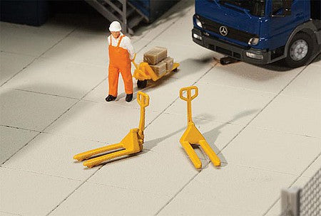 Walthers SceneMaster 4144 HO Pallet Jacks Kit pkg(4)