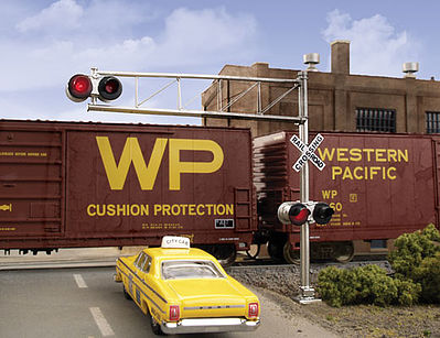 Walthers SceneMaster 4332 HO Post-1960s Cantilever Signal Single